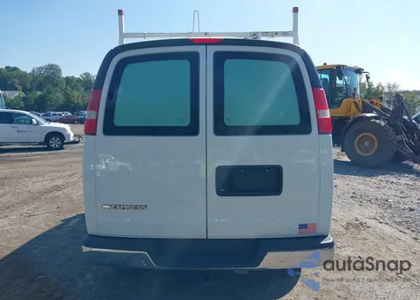 2017 Chevrolet Express 2500 Work Van from USA, damaged, VIN 1GCWGAFF8H1184147